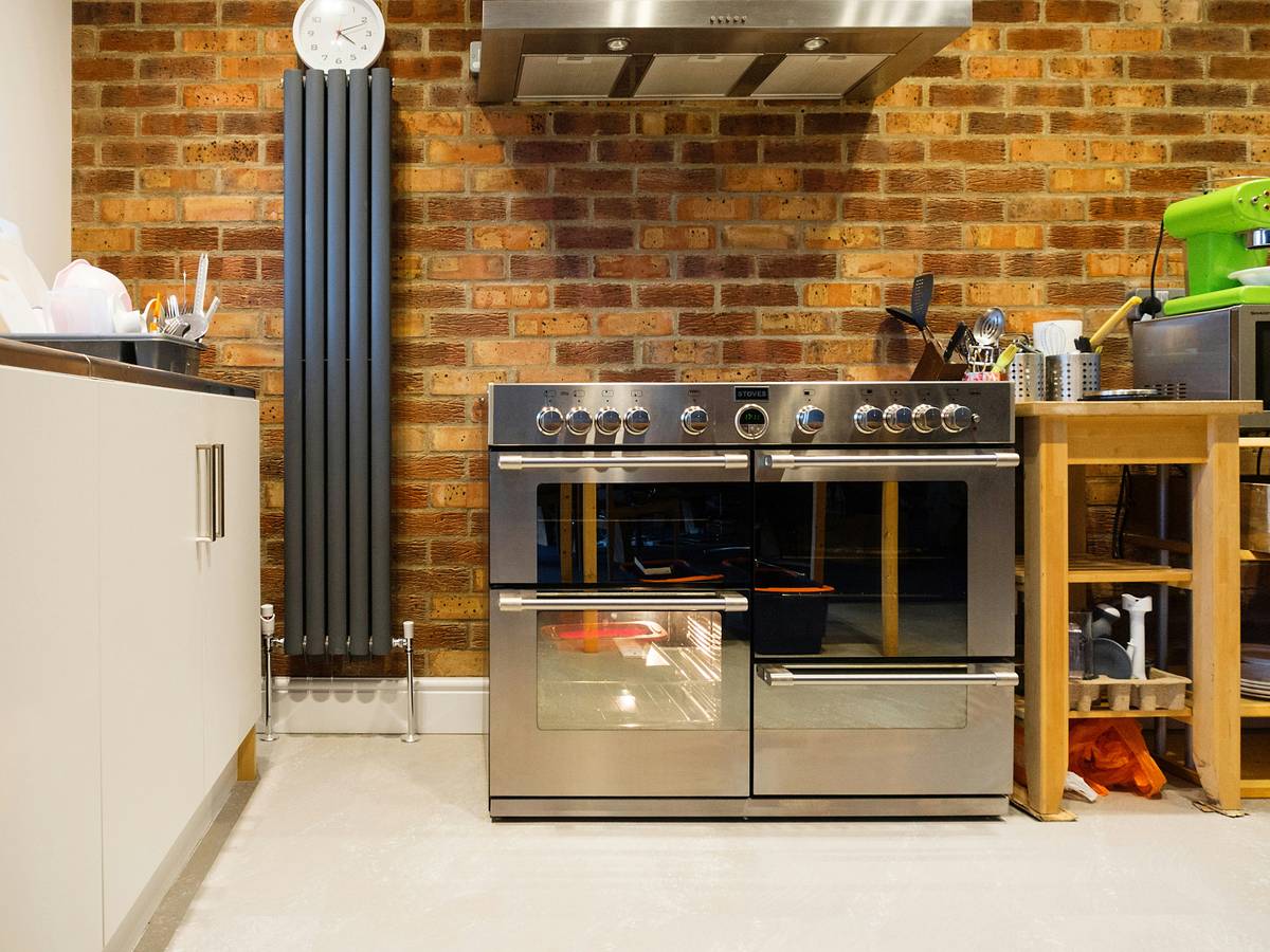 how to fit an oven with a stainless steel analog thermometer placed on the center rack
